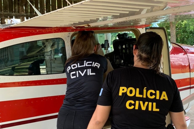 Pol&iacute;cia usa avi&atilde;o e resgata mulher em fazenda onde sofria viol&ecirc;ncia dom&eacute;stica