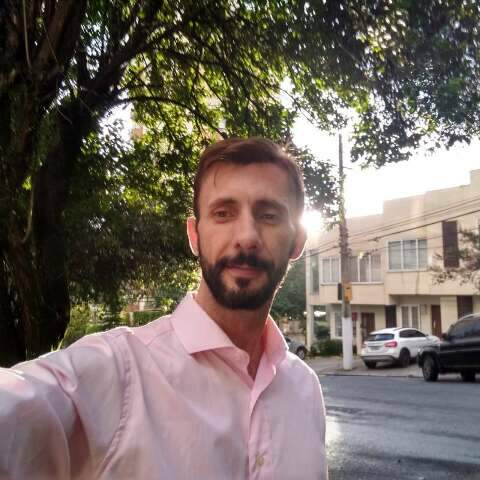 Em Campo Grande, filho pede ajuda ap&oacute;s matar e pai o entrega &agrave; pol&iacute;cia