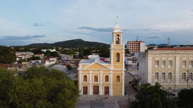 Restaurada, Igreja de Nossa Senhora da Candel&aacute;ria &eacute; reinaugurada em Corumb&aacute;