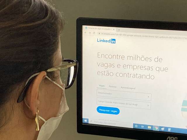 Desempregado? Vale a pena conferir as 2 mil vagas da Funtrab nesta segunda-feira