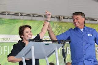 Ministra da Agricultura, Tereza Cristina, nome do PP no Estado, ao lado do presidente Jair Bolsonaro (PL). (Foto: MAPA)