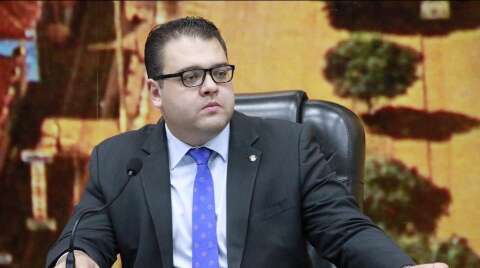 TJ derruba liminar e mantém reajuste salarial do prefeito e servidores 