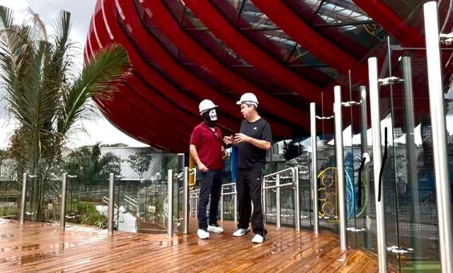 Meme acabou? “Passeando” visita Bioparque e dá o furo