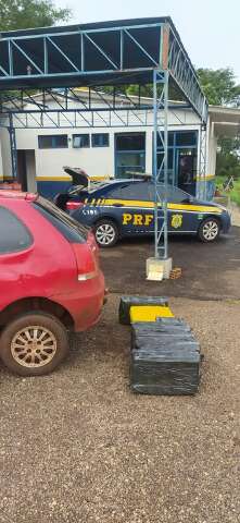 Padeiro &eacute; preso a caminho de SP com 128 quilos de maconha 