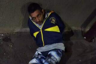 Vigilante flagra tentativa de furto, luta com ladr&atilde;o e homem &eacute; preso
