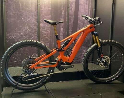 Adolescente &eacute; apreendido depois de render homem e roubar bicicleta de R$ 25 mil