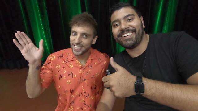 L&eacute;o Lins d&aacute; dica para quem deseja lucrar com a piada pesada