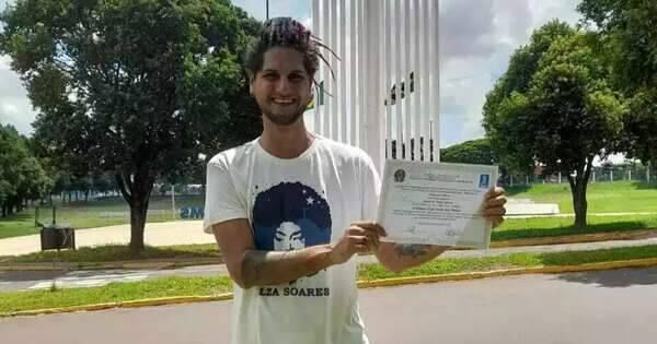 Em universidade onde o pai foi assassinado, Cristiano virou doutor - Campo Grande News