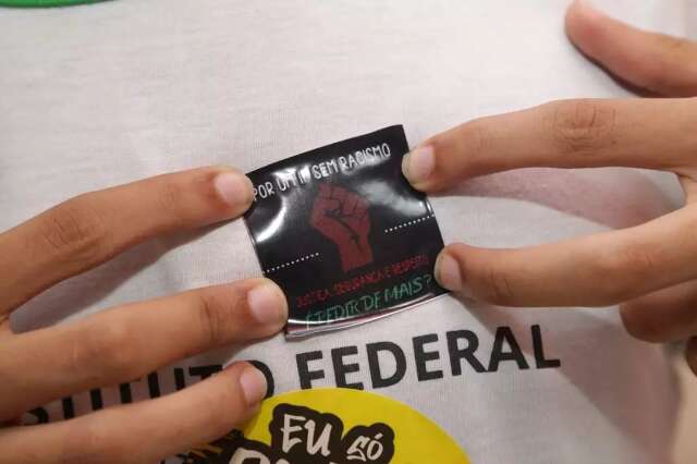 Pol&iacute;cia ainda vai ouvir 3 pessoas antes de indiciar aluno do IFMS por racismo