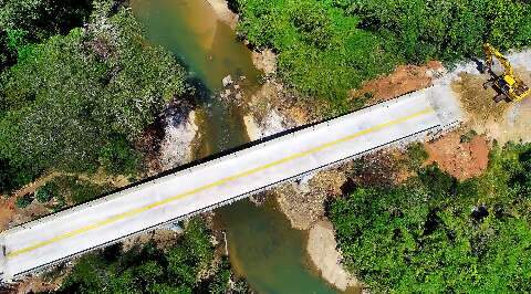 Governo investe R$ 61 milhões para instalação de 24 pontes de concreto em MS