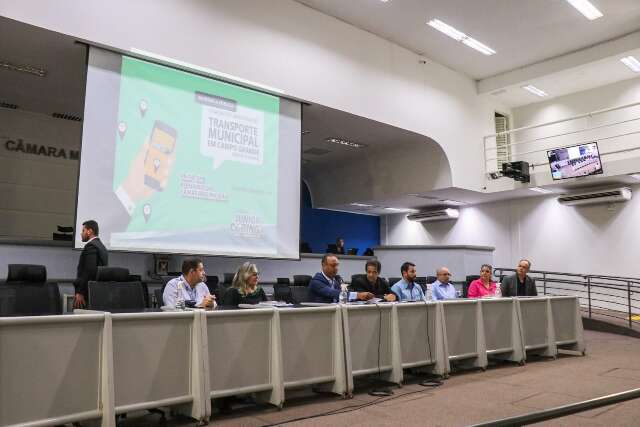 Audi&ecirc;ncia p&uacute;blica debate cria&ccedil;&atilde;o de app de transporte na Capital