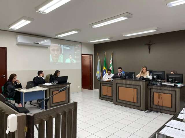 Homem que matou a facadas por ci&uacute;mes da ex &eacute; condenado a 12 anos de pris&atilde;o 