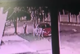 Professora tem carro furtado ap&oacute;s esquecer chave na porta