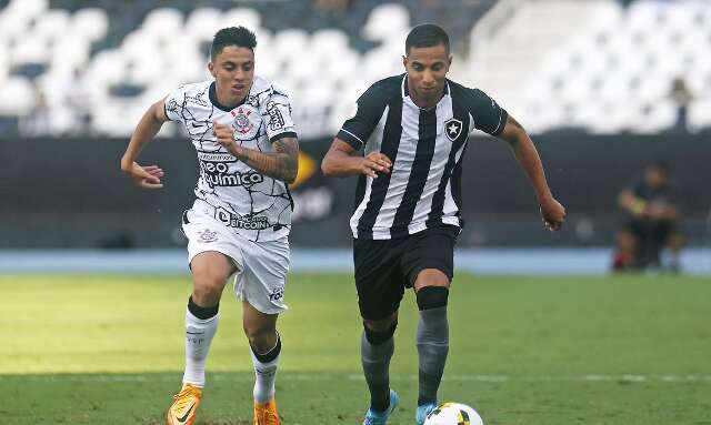 Corinthians faz primeiro tempo impec&aacute;vel e vence Botafogo no Rio