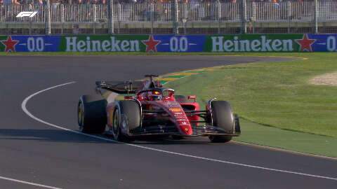 Leclerc vence GP da Austrália, mantém liderança e supera Hamilton e Verstappen