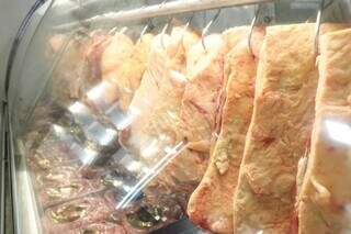 Peças de carne vermelha no açougue O Seu Ponto da Carne, no Centro. (Foto: Henrique Kawaminami)