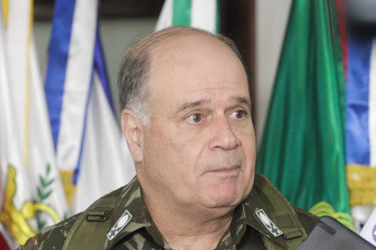 Quem é Freire Gomes, o general que vai assumir o Comando do Exército