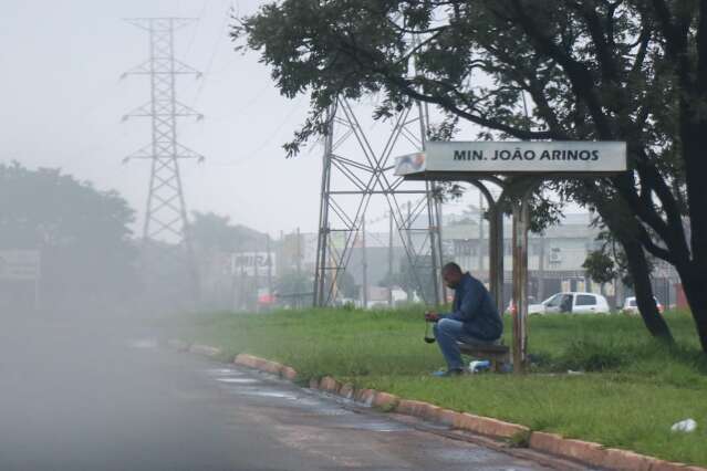 Chuva abriu passagem para frente fria e feriado ter&aacute; m&iacute;nima de 11&ordm;C 