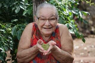 Marlene Albuquerque Gutteres, de 80 anos, tem amor especial pela erva-mate. (Foto: Marcos Maluf)