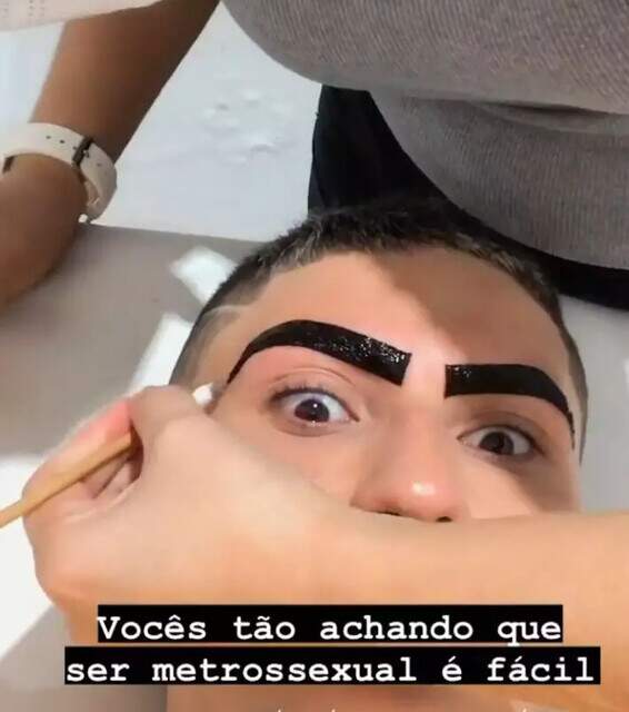 Ken da Vida Real em Campo Grande: Influencer e Metrossexualidade