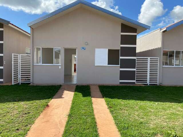 Falha na rede de condom&iacute;nio causou falta de energia em casas, diz concession&aacute;ria