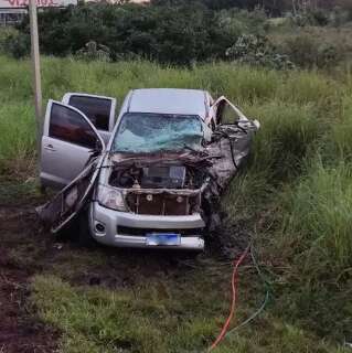 Motorista morre em acidente entre Hilux e Land Rover na divisa de MS com o PR 
