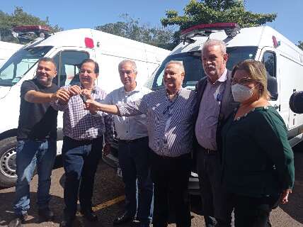 Governador entrega ambulâncias e “Samu indígena” para Dourados