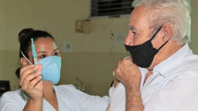 Dia será de plantão da vacina contra covid e gripe em Campo Grande