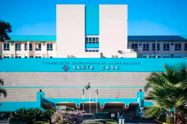Ap&oacute;s 4 paradas cardiorrespirat&oacute;rias, padrasto de Eliza Samudio morre no hospital