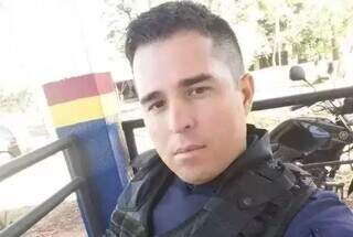 Valtenir Pereira da Silva com uniforme da Guarda. (Foto: Arquivo / Campo Grande News)