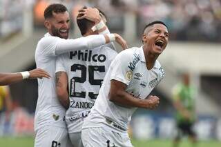 Santos domina o América no Alçapão e vence por 3 a 0, com gols de Marcos Leonardo e Zanocelo, que marcou dois. (Foto: Santos FC)