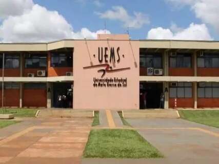 UEMS abre concurso para professores de Enfermagem com salário de R$ 9,7 mil