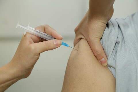 População tem mais de 40 locais para se imunizar contra covid e influenza