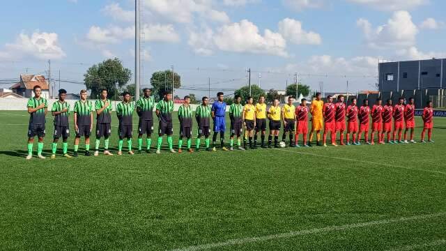 N&aacute;utico &eacute; goleado pelo Athletico e est&aacute; eliminado da Copa do Brasil Sub-17