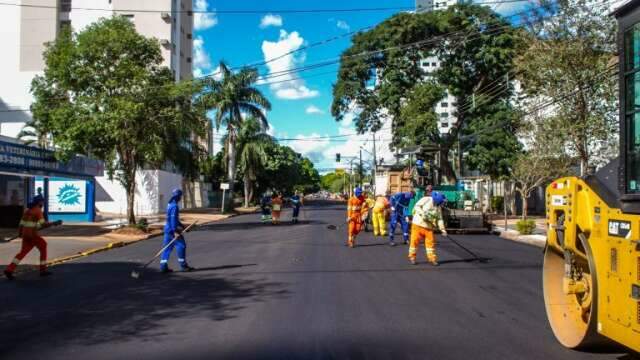 Obras de drenagem deixam Rua Dom Aquino totalmente interditada nesta quinta