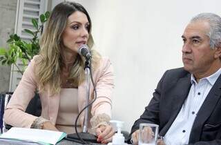Procuradora-Geral do Estado, Ana Carolina Ali Garcia, ao lado do governador Reinaldo Azambuja (PSDB). (Foto: Chico Ribeiro)