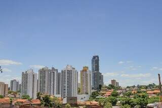 Imagem da capital sul-mato-grossense, Campo Grande. Reajuste de locação de imóveis pelo IGP-M alcança contratos imobiliários em geral. (Foto: Marcos Maluf) 
