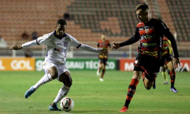 Ituano vence l&iacute;der Bahia e entra no G4 do Campeonato Brasileiro