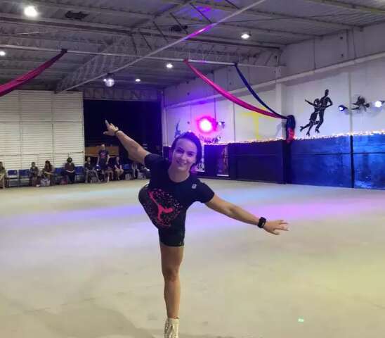 De Santos, Bianca veio mostrar amor pela patinação em Campo Grande