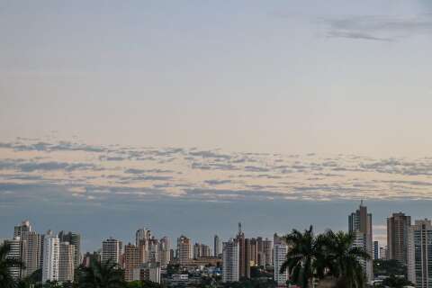 Dia tem máxima de 36ºC, mas frente fria chega em MS já na terça-feira