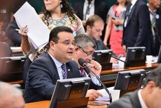 Deputado Fábio Trad (PSD) durante sessão na Câmara. (Foto: Divulgação) 