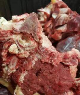 Carne imprópria para consumo apreendida em ação. (Foto: Divulgação)