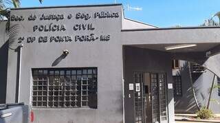 A 2ª DP de Ponta Porã, base do esquema criminoso, segundo o Gaeco. (Foto: Tião Prado/Ponta Porã Informa)