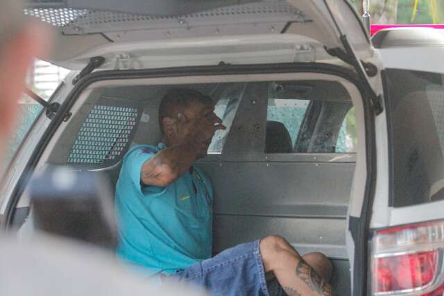 M&eacute;dico PM rende homem que tentou agredir mulher