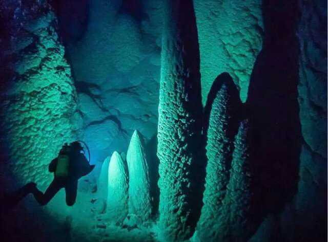 Justi&ccedil;a manda licitar explora&ccedil;&atilde;o tur&iacute;stica do Abismo Anhumas, em Bonito