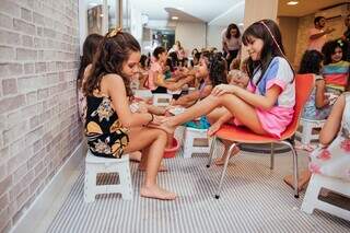 Festa com spa em Campo Grande vira meme e internet vai &agrave; loucura