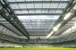 Único estádio coberto do Brasil, a arena do Athletico Paranense, em Curitiba, vale a pena entrar na sua lista de passeios – Foto: Reprodução