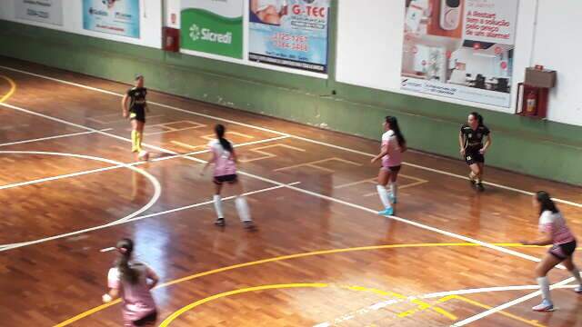 Quatro jogos movimentam rodada da Copa Pelezinho de Futsal