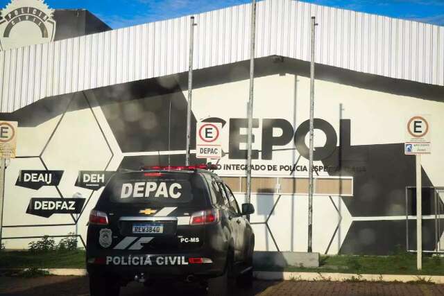 Jovem que levou arma de brinquedo para escola tinha furtado carro no Vilas Boas
