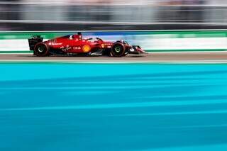 Charles Leclerc, piloto da Ferrari, durante volta mais rápida (Foto: Divulgação)